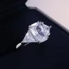 Fedi nuziali alla moda placcato argento triangolo quadrato cristallo per le donne brillano bianco CZ intarsio pietra gioielli di moda regalo per feste