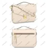 Diseñadores de lujo Bolsas Famoso Messenger Bag S Pochette 2 Color Bolsa de hombro Bolso de cuero de vaca Carta en relieve Mujeres Handbags242s