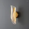 Wandlampen Postmoderne Goldlampe Kupfer Innendekor Wandleuchte Acryl Treppe für Wohnzimmer Schlafzimmer Korridor Gang Wellenlicht