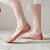 Kadın Çorap Moda İnce Tekne Çorap Terlik Lady Çapraz İz Yok Görünmez Anti-Sıdlı Silikon Kısa Kristal Nefes Alabilir Çorap