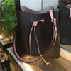 Fashion Women Sacs Sacs d'￩paule authentique Sac de seau en cuir Femmes DrawString Casual Sacs 4 Color Crossbody Purse260U