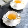 Tallrikar gyllene kant keramisk vit söt tårta maträtt retro förvaring smycken bricka blomma snacks espresso kopp set te