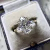 Trouwringen mode vrouwelijke grote witte kristallen stenen ring luxe goudkleur voor vrouwen bruids verloving sieraden geschenken