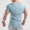 Herren-T-Shirts, Fitnessstudio-T-Shirt, Herren-Fitness-Workout-Baumwollhemd, männliches Bodybuilding-Lauftraining, dünnes T-Shirt, Sommer-beiläufige feste Kleidung T230103