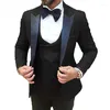 Herrdräkter lila prom män för bröllop groomsmen tuxedos 3 stycke blommor mönster man kostym set blazer väst med svarta byxor mode