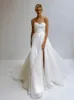 Simple Pleat Organza Strapless A Line Wedding Dresses Side Split Sweetheart Beach Bride Bridal Gowns Elegant Sleeveless Boho Robe De Mariee