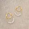 Boucles d'oreilles créoles couleur or pour femmes et filles, petit brin de perles blanches, élégant, magnifique, à la mode, joli accessoire de bijoux