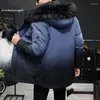 Piumino da uomo invernale caldo casual giacca con cappuccio in pelliccia Parka moda all'aperto tasche spesse cappotto militare M-3XL