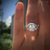Wedding Rings Luxe klassiek verzilverde vierkante kristallen verloving voor vrouwen glans CZ Stone Inlay Fashion Jewelry Band