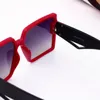 Designer-Sonnenbrille UV-Schutz Luxus polarisierte Sonnenbrille für Damen Herren Buchstabe Strand Retro Quadratisches Sonnenglas Lässige Brille mit Box Sehr schönes Geschenk