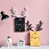 壁の時計ヴィンテージの木製時計アンチラーデザインモダンノルディックスタイルアートウォッチホームデコレーションサロンオフィスカフェペンダント