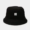 Berets Winter Hats For Women Gorros Bonnets Girls Fuzzy Fisherman Caps Fall Cute Smile Thick Warm Wide Brim Velvet Bucket Hat