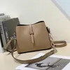 Kvällspåsar verkliga naturliga cowckin kvinnors kedja hink crossbody varumärke design äkta läder axel messenger väska för damer