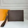 M63447 Zippy Kemer Debriyaj Çanta Debriyajları Kadın Bileklik Telefon Çantası Moda Mini Pochette Accessoires Çanta Poşetleri Luxurys Designe217k