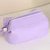 Bolsas de cosméticos Estuche de maquillaje de cuero de PU Bolsa de maquillaje de gran capacidad Bolsa de maquillaje portátil multifunción Cremallera impermeable de moda para nadar Fitness