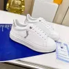 Italien Luxury Casual Color Matching Zipper Men and Women Low Top Flat äkta läder Mensdesigner Sneakers Trainers KQ100002