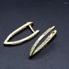 Pendientes de aro de diseño único coreano antioxidante chapado en oro rodio CZ pavimentado pendiente triangular de doble cara para mujer