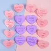 Bakvormen 1set love heart valentines dag koekje schimmel diy paar cartoon koekje plastic snijder 3d mold biscui