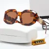 Kvinnors solglasögon designer runda glasögon metall ram uv400 vintage solglasögon för män och kvinnor