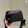 Diseñador Paquete de pecho Mans Bolsa Bolsas cruzadas Nylon Moda Bumbag Hombres de lujo Monedero Cross Body Bag