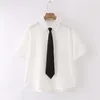مجموعات الملابس SHX 2023 نساء بلوزات بيضاء قميص قصير الأكمام قمم الطاشية الصلبة الصلبة JK قمصان الكورية الكورية بليزاس بريبي نمط