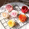 Dekorative Blumen 10PC 10CM Künstliche Großhandel für Scrapbook Weihnachten Home Decor Hochzeit Party Garten Rose DIY Gefälschte Seide Kopf Candy Box