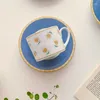 Xícaras picadas de luxo copo de café de luxo adesivo de arte amarela desenho vintage caneca fofa de porcelana finscanos definidos