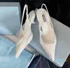 2023 chaussures habillées de luxe dames mocassins de créateur bout pointu talons hauts offre spéciale Premium avec boîte