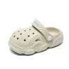 Kapcie pantofli dla chłopców butów domowych letnie dzieci kapcie nie odporne na noszenie gęstego dna dziecięce dziecko plażę na plażę sandały dziewczynki t230302