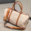 Duffel Bags Fashion Sports stor kapacitet Fitness Bag Pendlare Travel Bagage Boarding Light Leather Hand Woven Axel