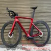 모든 Red Ven Road Carbon Bike 완전 자전거 자전거 Glossy 105 R7020 Groupset C60 Ace Carbon Wheelset DPD