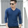 Heren T-shirts 2023 Lange mouwen Solid Color V-Collar T-Shirt Spring en Autumn Casual Bottom Shirt