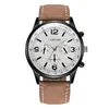 The Fashion Business Men039s Regard Design Leather Band Analog Ally Quartz Quartz Wist Men039s Montres masculins Horloge 273U5596881