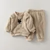 Roupas conjuntos de inverno menino menino menina de outono de lã de lã de molhas para crianças pijamas pijamas tops warm Outwear 230105