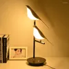 Bordslampor Guld Modern LED -lampa Creative Magpie Bird Model Reading Light for Living Bedroom Decoration Desk Dimble Night