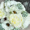 Dekorativa föremål Figurer Peony Bouquet Simulation Flower Fresh Hand Holding Fake Simple Wedding Bride Tie Anemone 230104