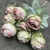 Dekorativa blommor Silk Blommor Arrangemang Artificiell beläggning Dew Rose Wedding Pography Bouquet Home Living Room Garden Fake Roses Decor