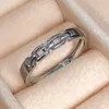 Anneaux de mariage Huitan Couple Anneau Pour Femmes / Hommes Chaîne Conception Liée Réglable Doigt Argent Couleur Bande Discrète Déclaration Bijoux