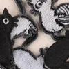 パッチ上の概念アイアンさまざまな黒い漫画の猫のパッチ刺繍バッジ縫製アップリケの衣類ジーンズジャケットのdiy accesory