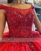 Kırmızı quinceanera elbiseler dantel aplike boncuklu payetler omuz katmanlı süpürme treni özel yapılmış tül tatlı 15 16 Prenses Pageant Balo Cepeli Vestidos