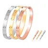 Bracciale con diamanti per donna, braccialetti in oro da uomo, polsino con cacciavite, bracciale a vite di lusso placcato in acciaio inossidabile 316L, amante249Y