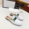 Mules Designer Tofflor Dam Loafers Läder Sandaler Fritidsskor Princetown Metal Chain Sko Spets Sammet Tofflor storlek 35-46