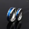 Bröllopsringar Romantisk älskare Ring för kvinnor Män i rostfritt stål Par Mycket polerad blå emalj Titan Partihandel