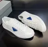 2022 nouvelles excellentes marques baskets en cuir brossé chaussures hommes skateboard marche semelle en caoutchouc sport émaillé métal triangle confort formateurs EU38-46