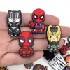 Accandi anime CHACHE IMMORMI DELL'INFANDO GIOVANI SUPER Hero Man Man Funny Gift Charms Accessori per scarpe Accessori per scarpe PVC Fibbia di gomma morbida Fast Ship7637446