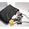 Сумка дизайнер с сумками новые ручные сумки для женщин модные сумочки PU Сумки кросс -куб -цепные сумки дамы с большой мощностью простые маленькие квадратные кошельки