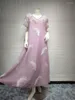 Sukienki swobodne modne pióro szwowe haft haftowa sukienka maxi dla kobiet lato 2023 Słodka księżniczka luźna v szyja krótkie rękawie różowe