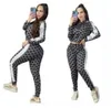 Tute da donna New Designer Pullover Cardigan Coat e Capris Jogging Pants 2/Two Piece Sportswear Sport Sets