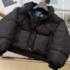 21FW Женская куртка вниз по короткому пиджанку Слимный лиф толстый лиф толстый переплетный карман для ветров