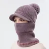 Bérets Hiver Chaud Chapeaux Pour Femmes Bonnets En Coton Tricoté Doux Cache-Oreilles Masque Écharpe Chapeau De Laine Intégré En Plein Air Aller Shopping Voyage Caps